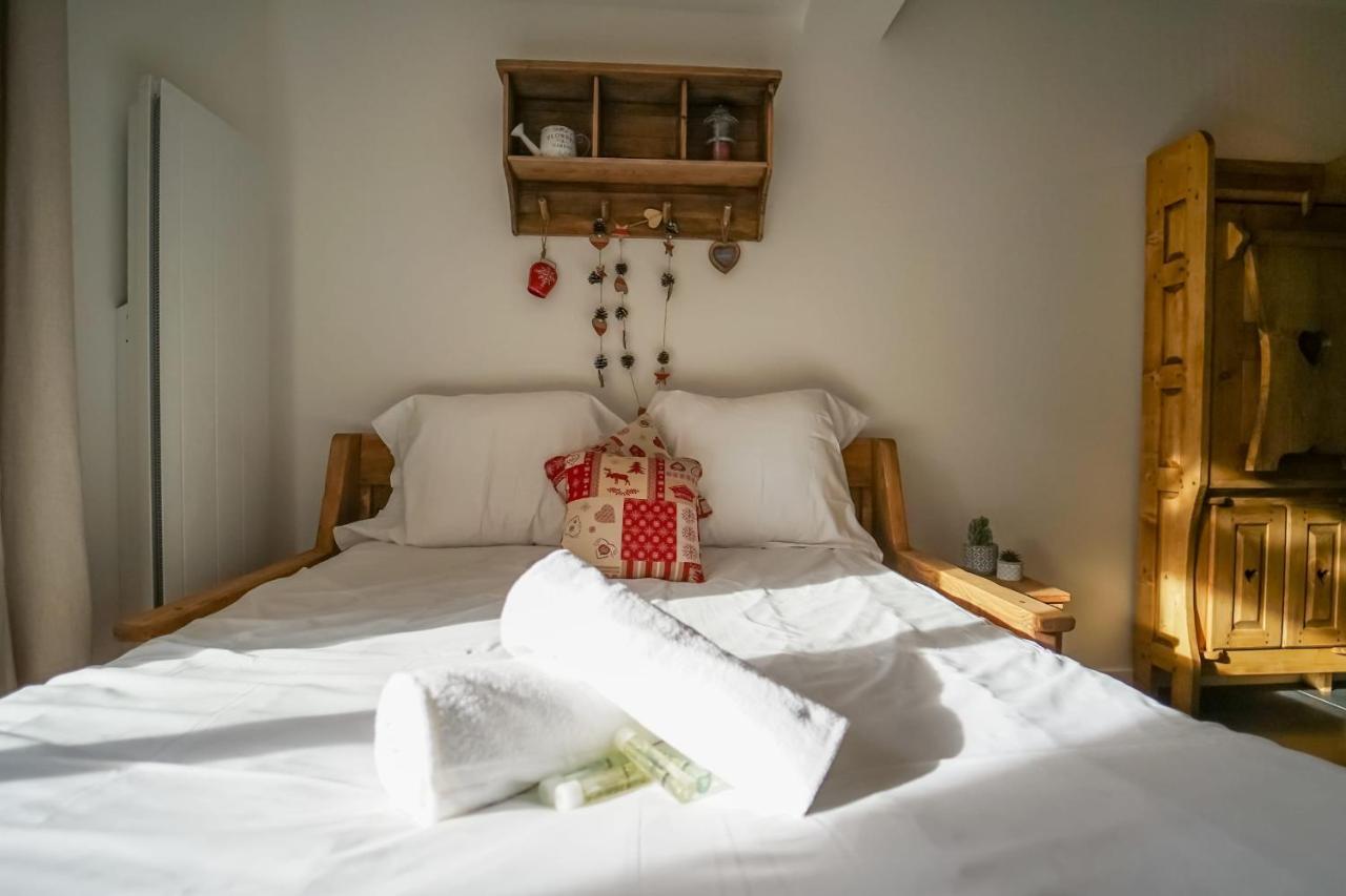 Le Petit Chalet - Studio Cosy à Lathuile pour 2 personnes Esterno foto